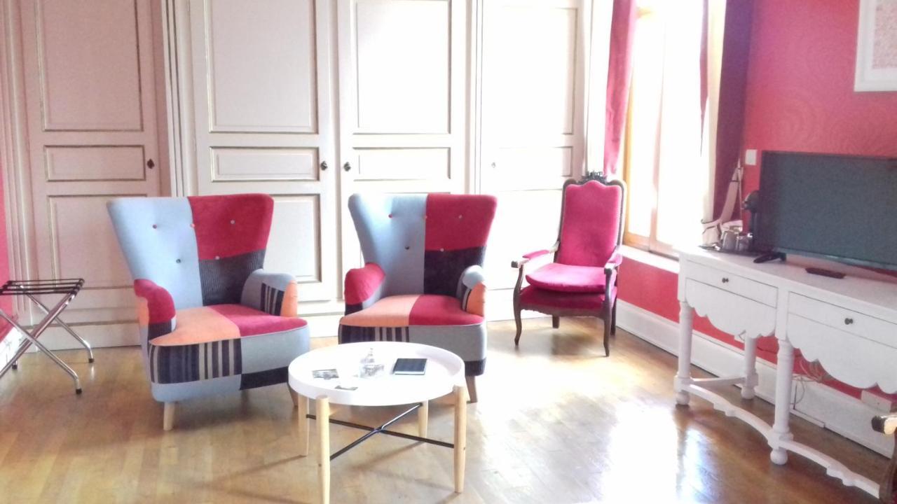 Le Manoir De La Mantille Caudry Zewnętrze zdjęcie