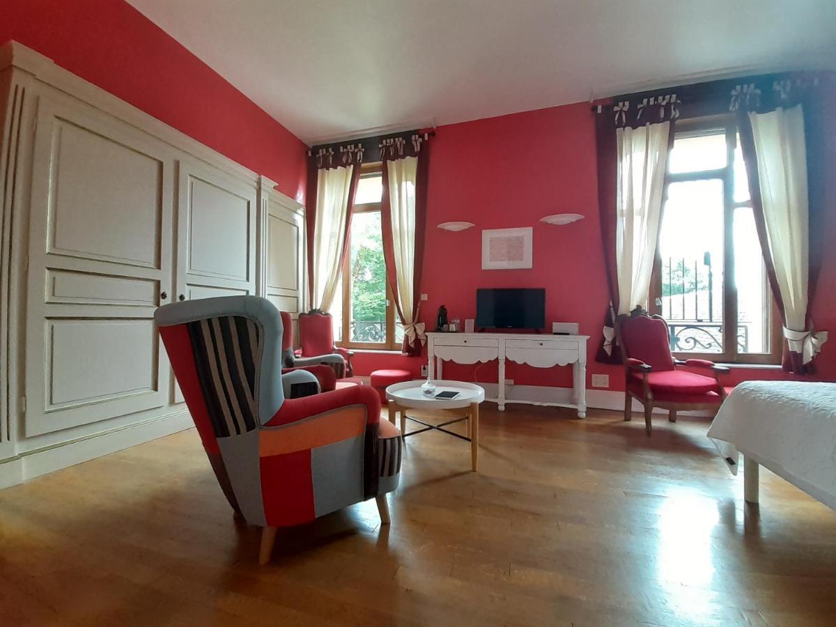 Le Manoir De La Mantille Caudry Zewnętrze zdjęcie