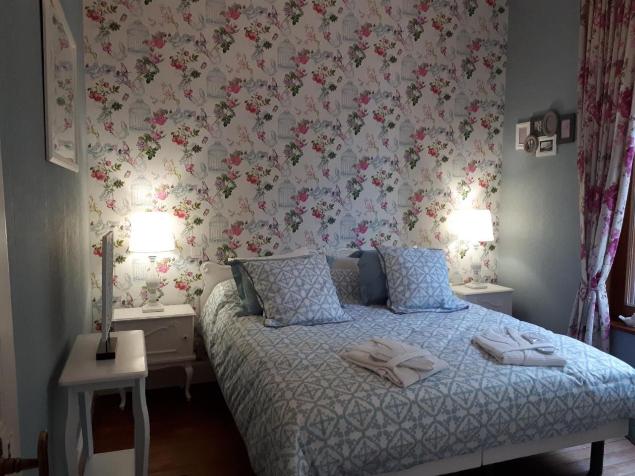 Le Manoir De La Mantille Caudry Zewnętrze zdjęcie