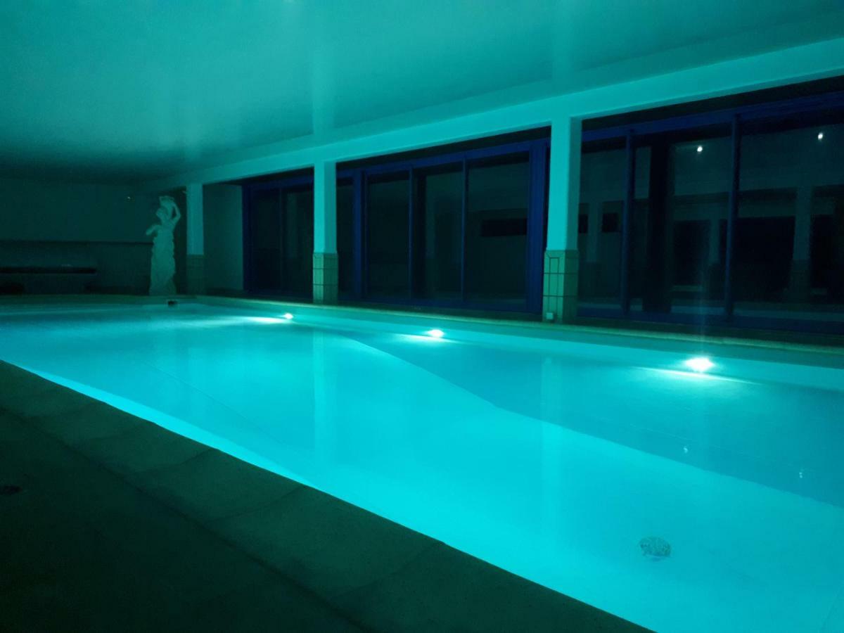 Le Manoir De La Mantille Caudry Zewnętrze zdjęcie